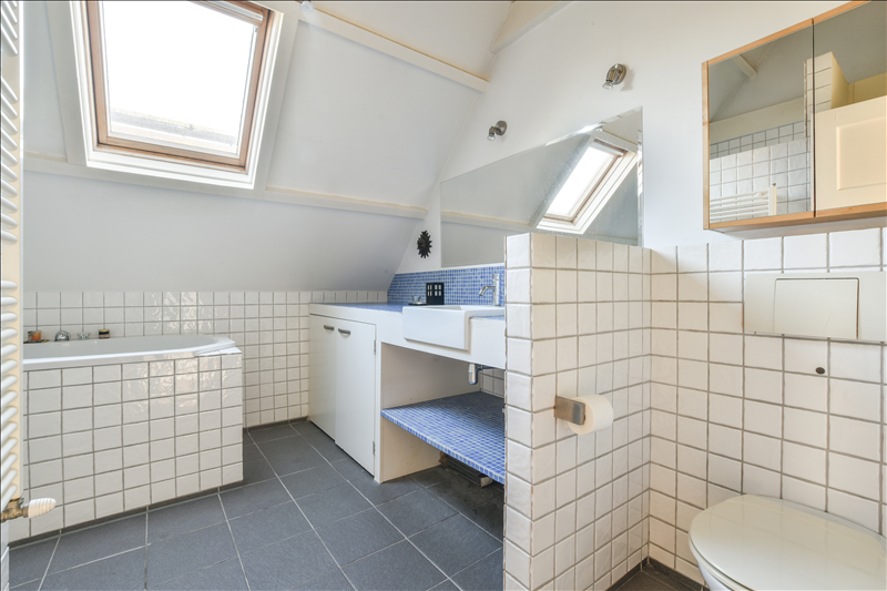 Warum verschlechtert Zeitdruck die Badreinigung