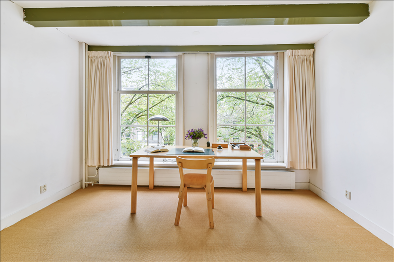 Wann sollte man Böden erneuern statt reinigen