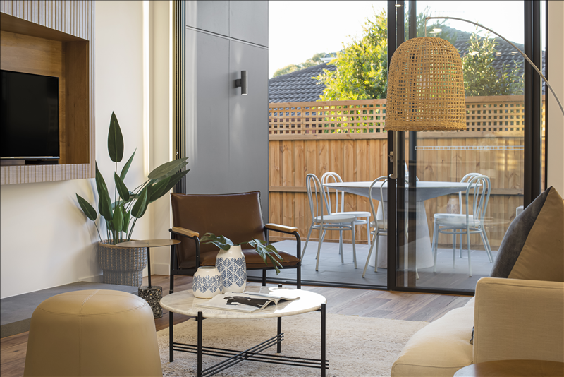 Wie wirkt sich regelmäßiges Aufräumen auf Wohnräume aus