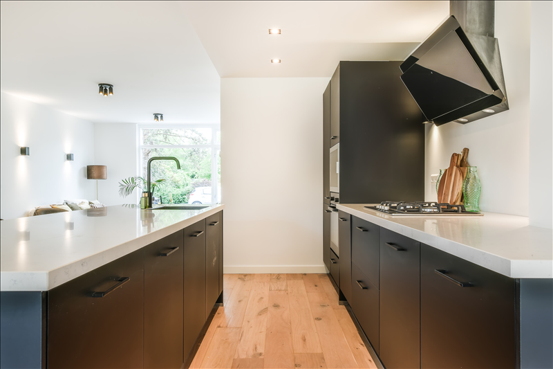 Saubere Küchengeräte im Alltag: Ursachen von Verschmutzung und richtige Pflege