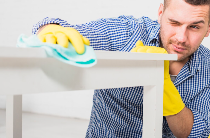 Warum klebt der Tisch nach dem Abwischen